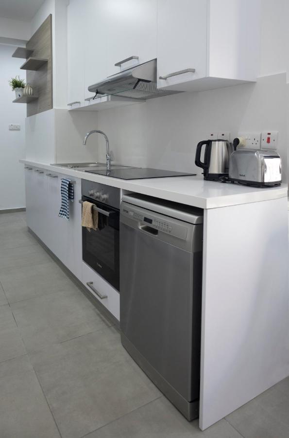 Lovely 2 Bed Apartment In Larnaca City Centre Zewnętrze zdjęcie
